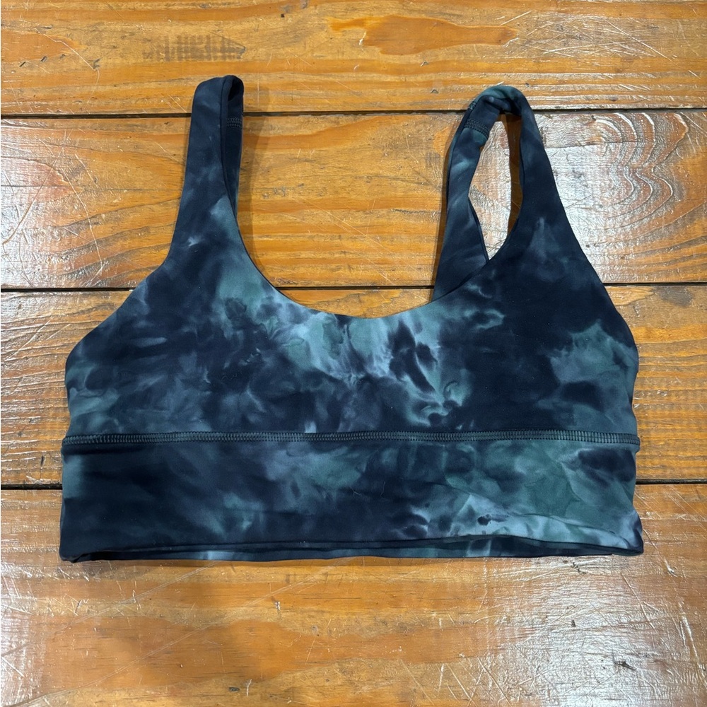 (1010) *LULULEMON SPORTS BRA*